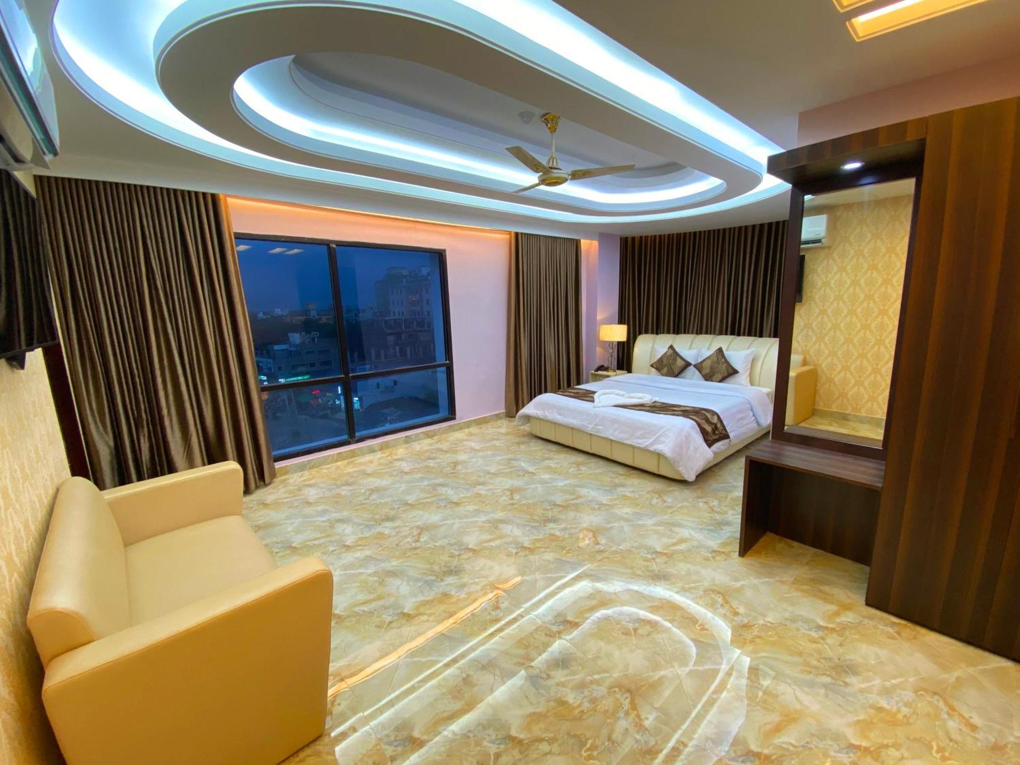 Hotel Valentino Noakhali エクステリア 写真