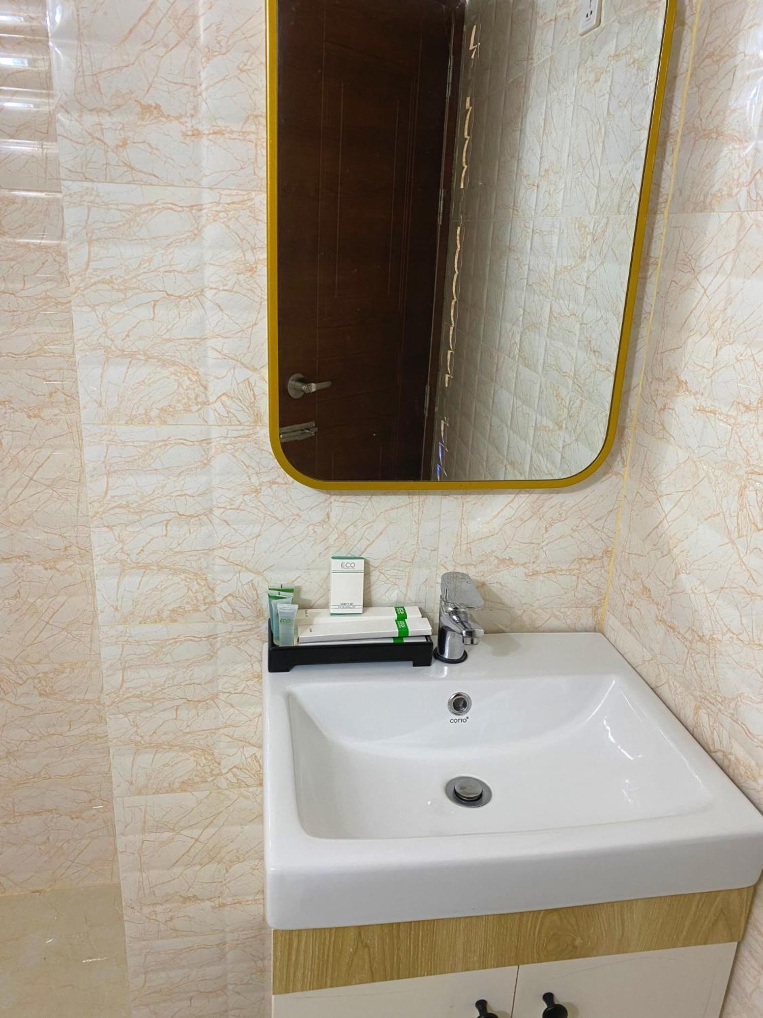 Hotel Valentino Noakhali エクステリア 写真